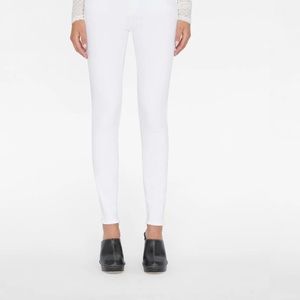 Frame size 27 white skinny jeans (never worn)